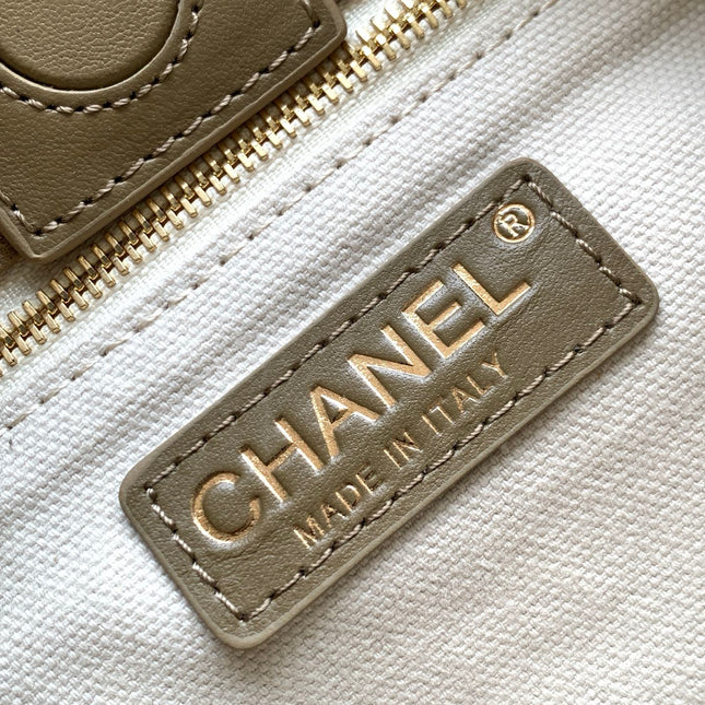 CHANEL 26S BUCKET SHOULDER BAG MEDIUM 29 IN DARK BEIGE SUEDE AND CALFSKIN GOLD HARDWARE