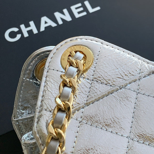 CHANEL 26S HOBO BAG 22 IN SILVER METALLIC CRINKLED CALFSKIN GOLD HARDWARE