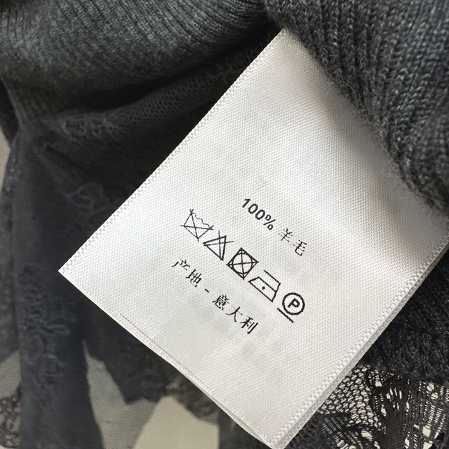 MIUMIU LONG-SLEEVE KNIT TOP STYLE 820