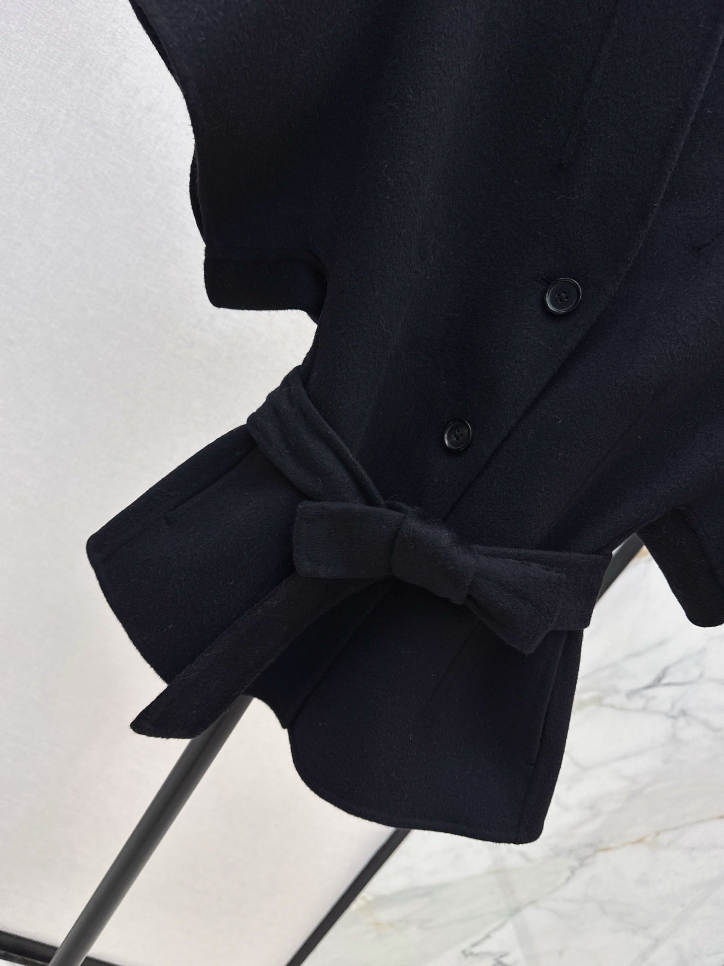 DIOR 25S SHORT DOUBLE-FACED KNIT COAT 586