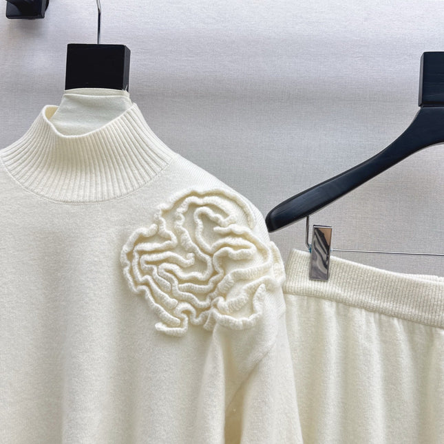 VALENTINO 26S SWEATER AND SKIRT SET STYLE 74