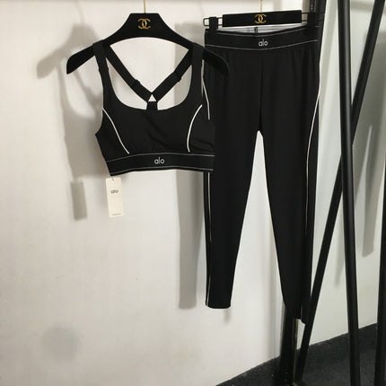 ALO 26S SPORTS BRA & HIGH-WAIST LEGGINGS SET 241