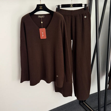 LORO PIANA 26S V-NECK KNIT SWEATER & WIDE-LEG PANTS SET 927