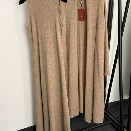 LORO PIANA 26S SLEEVELESS KNIT MAXI DRESS WITH LONG CARDIGAN SET 924
