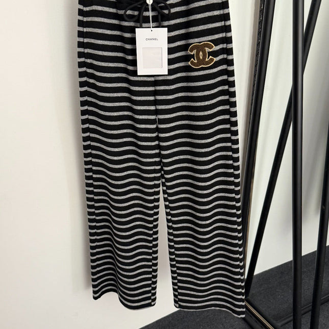 CHANEL 25S STRIPED PANTS 571