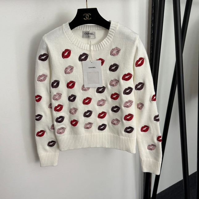 CHANEL 26S LONG-SLEEVE CREW NECK SWEATER 747
