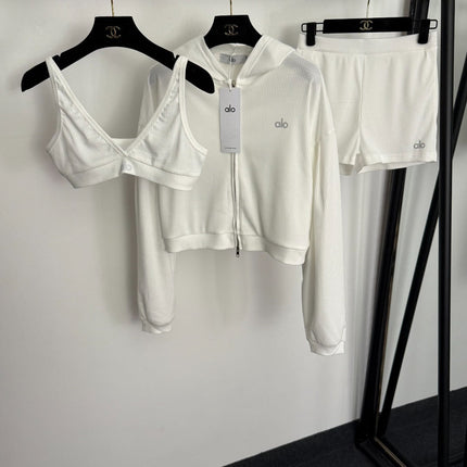 ALO 26S 3-PIECE YOGA SPORTSWEAR SET 362