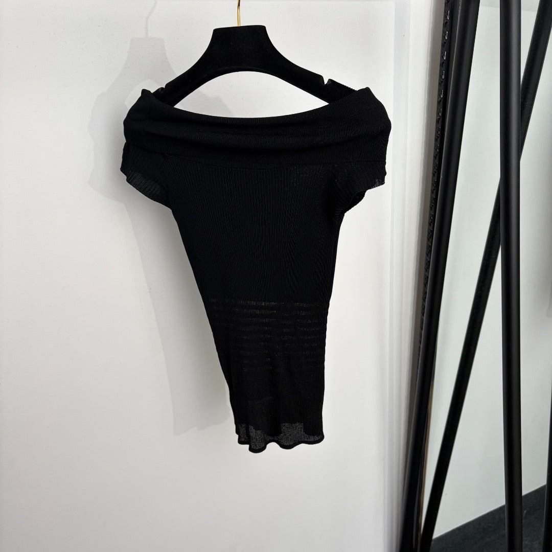 CHANEL 26S OFF-SHOULDER KNIT TOP 1361