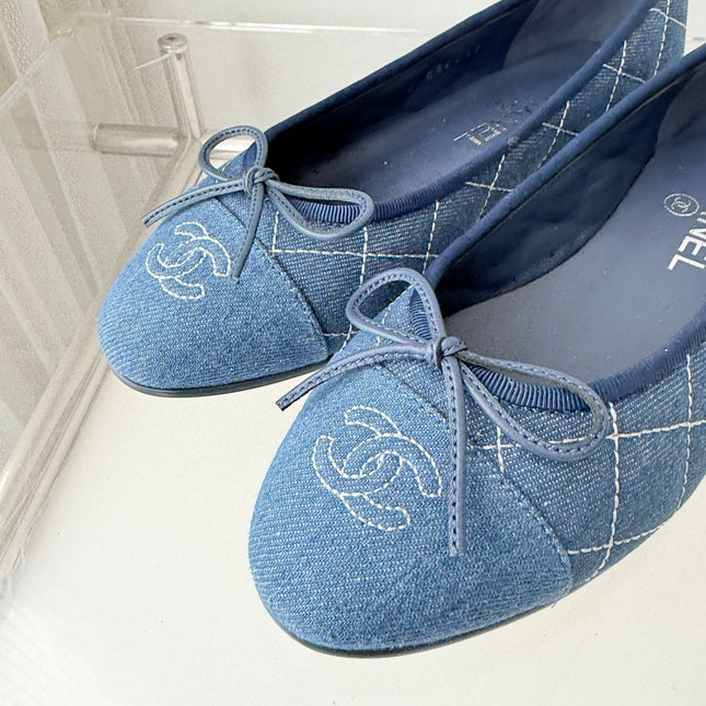CHANEL 26S BALLET FLATS IN BLUE DENIM WITH BOW