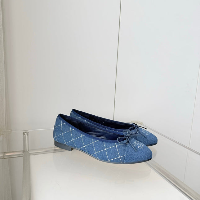 CHANEL 26S BALLET FLATS IN BLUE DENIM WITH BOW