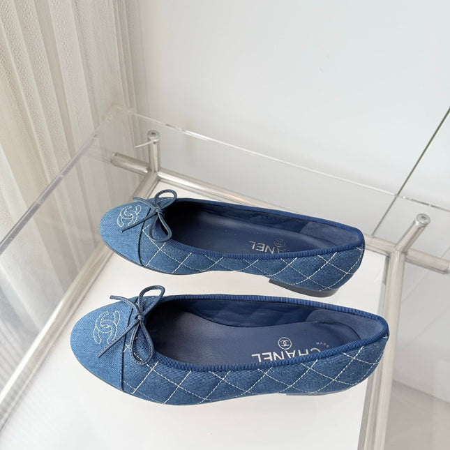 CHANEL 26S BALLET FLATS IN BLUE DENIM WITH BOW