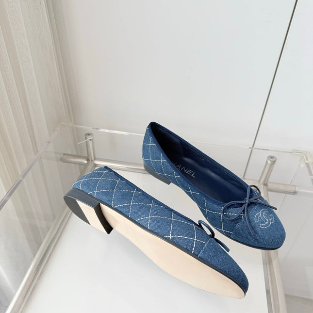 CHANEL 26S BALLET FLATS IN BLUE DENIM WITH BOW