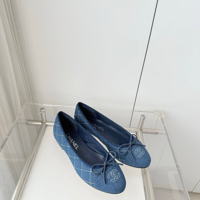 CHANEL 26S BALLET FLATS IN BLUE DENIM WITH BOW