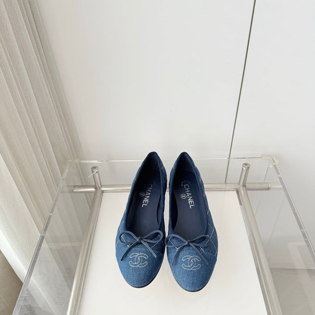 CHANEL 26S BALLET FLATS IN BLUE DENIM WITH BOW
