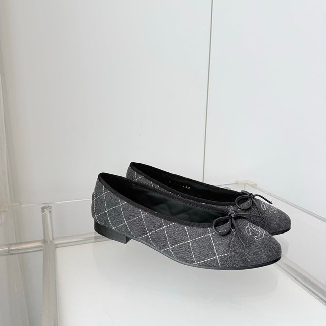CHANEL 26S BALLET FLATS IN GREY DENIM WITH BOW