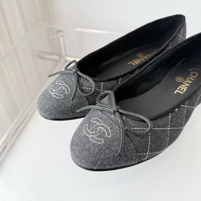 CHANEL 26S BALLET FLATS IN GREY DENIM WITH BOW