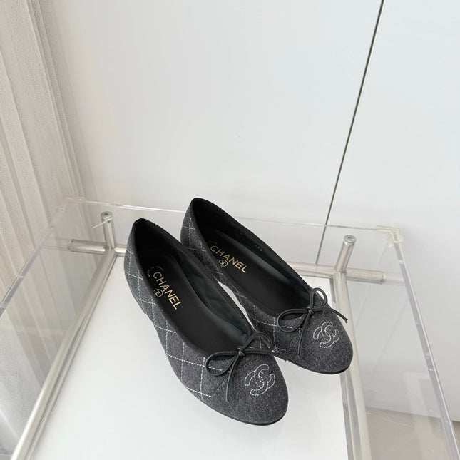 CHANEL 26S BALLET FLATS IN GREY DENIM WITH BOW