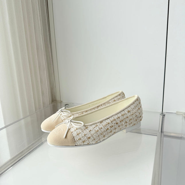 CHANEL 26S BALLET FLATS IN BEIGE TWEED WITH SUEDE TOE CAP & BOW
