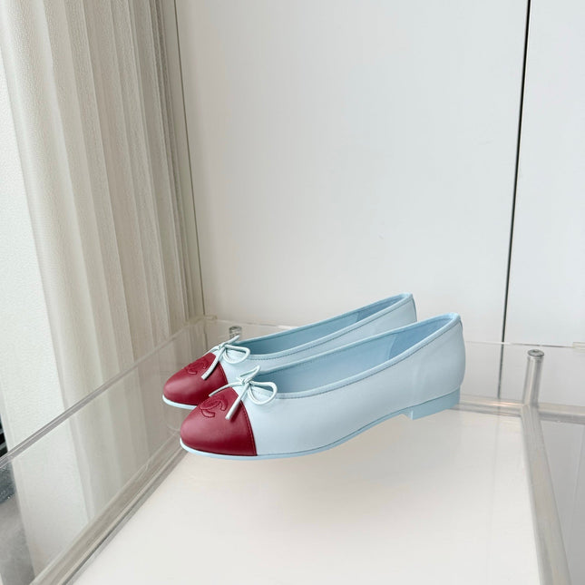 CHANEL 26S BALLET FLATS IN LIGHT BLUE CALFSKIN WITH BURGUNDY RED PATENT TOE CAP & BOW