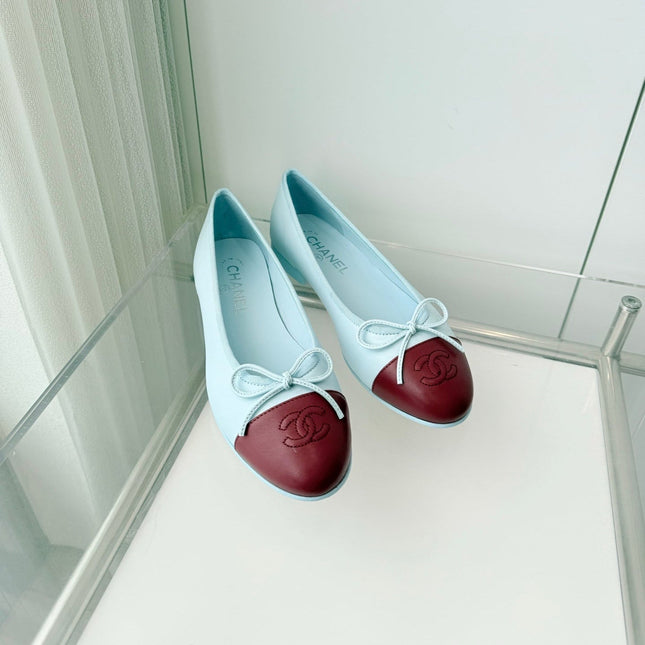 CHANEL 26S BALLET FLATS IN LIGHT BLUE CALFSKIN WITH BURGUNDY RED PATENT TOE CAP & BOW