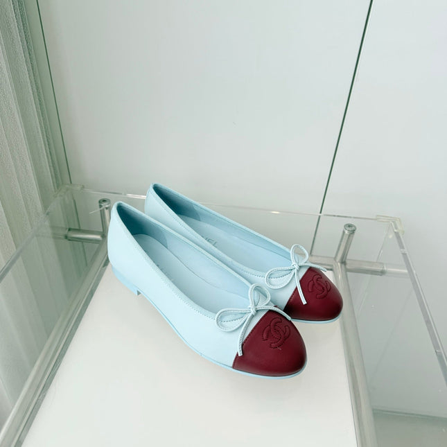 CHANEL 26S BALLET FLATS IN LIGHT BLUE CALFSKIN WITH BURGUNDY RED PATENT TOE CAP & BOW