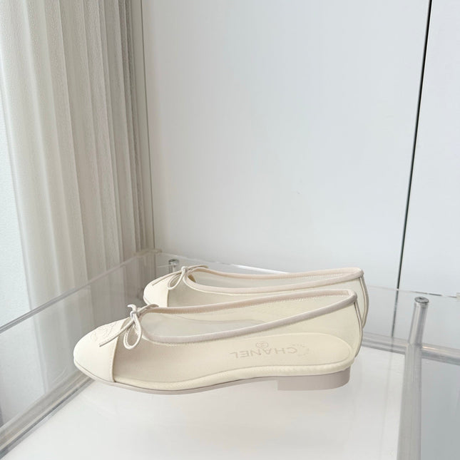 CHANEL 26S BALLET FLATS IN IVORY WHITE MESH AND CALFSKIN WITH BOW