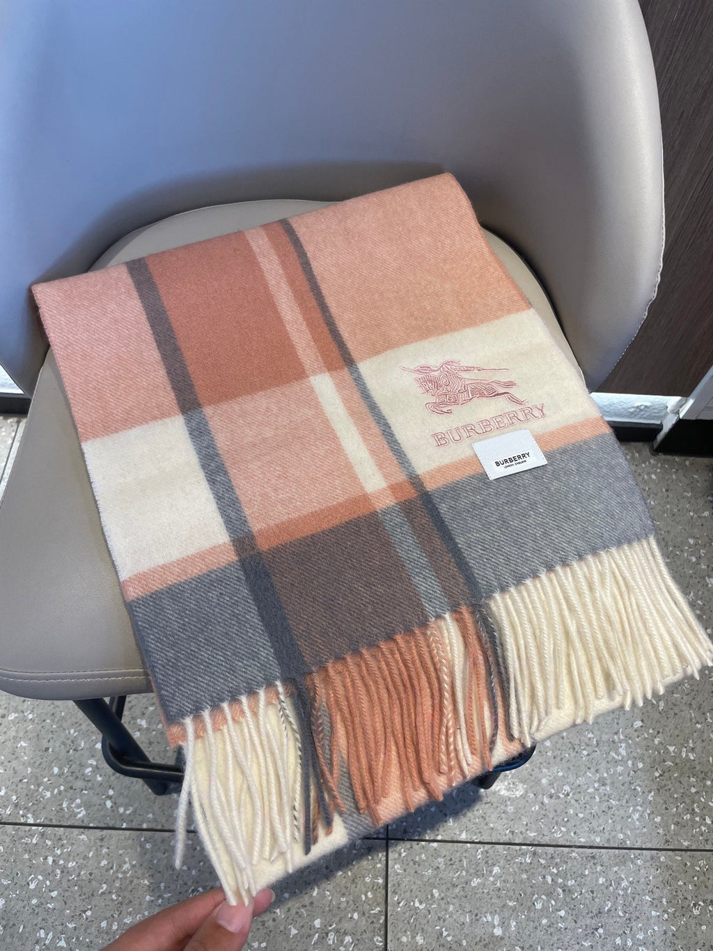 BURBERRY 26S SCARF 180CM IN CASHMERE 160446