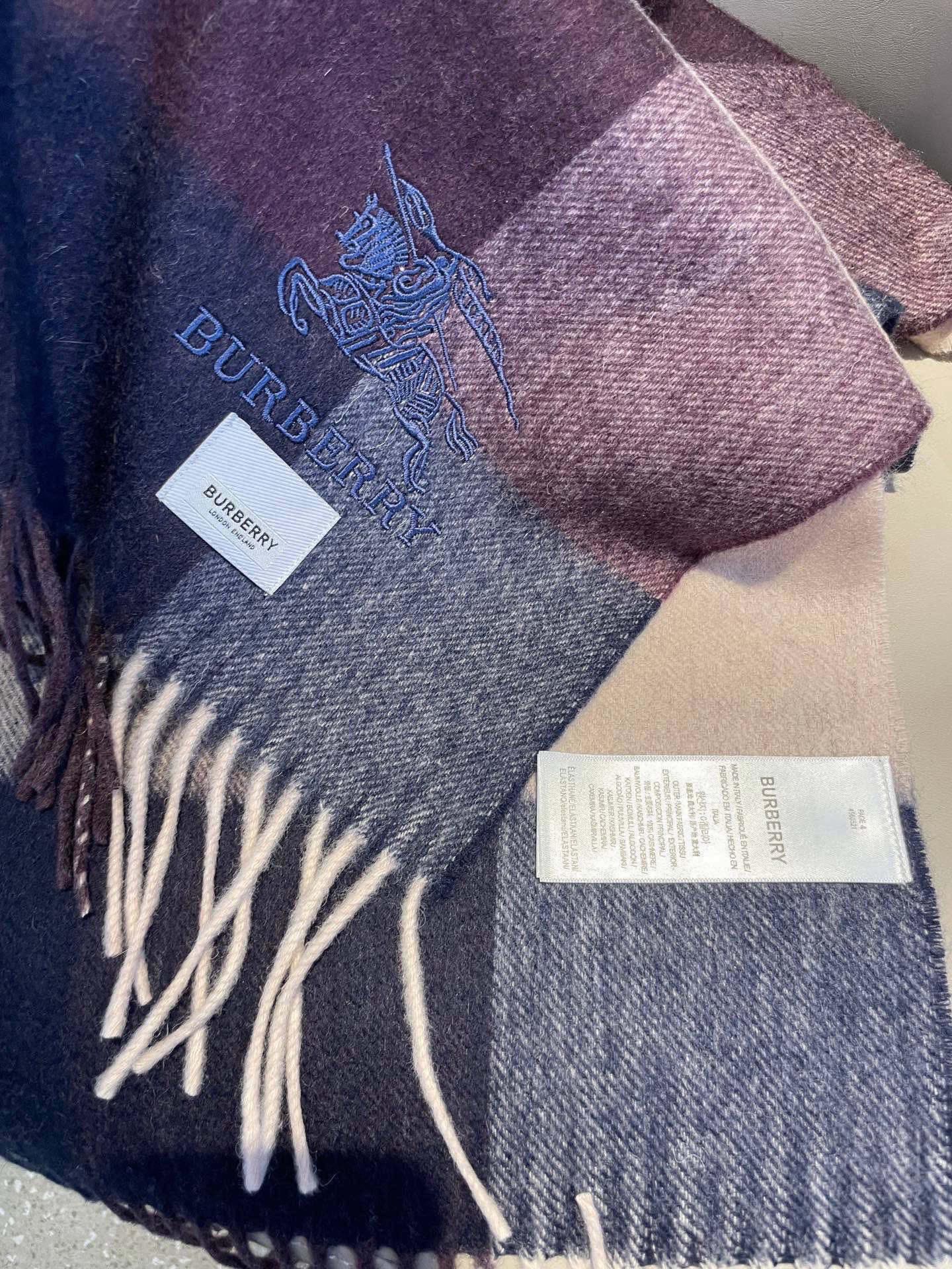 BURBERRY 26S SCARF 180CM IN CASHMERE 163812