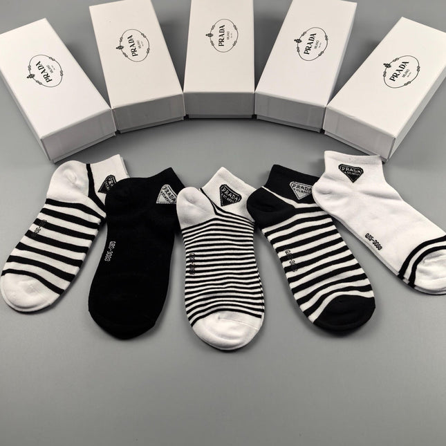 PRADA 26S ANKLE SOCKS 564712 (1 BOX)