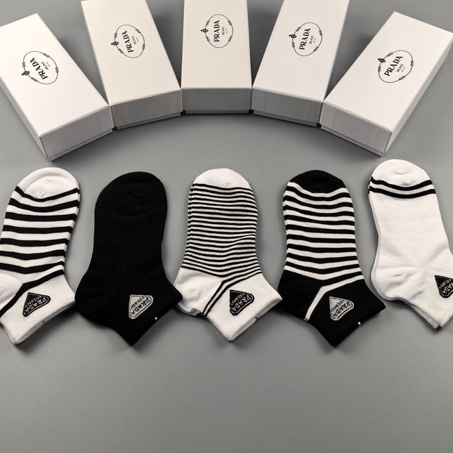 PRADA 26S ANKLE SOCKS 564712 (1 BOX)