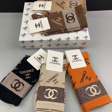 CHANEL 26S CREW SOCKS 405393 (1 BOX)