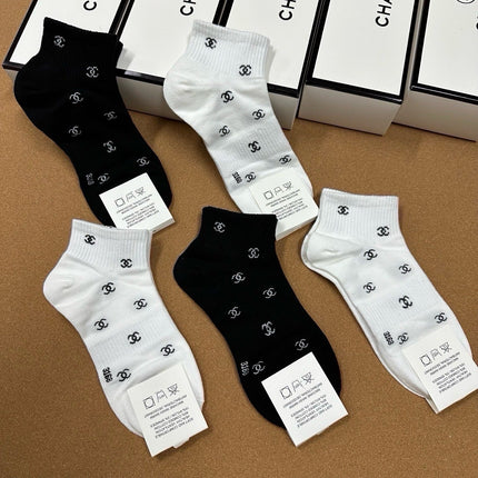 CHANEL 26S ANKLE SOCKS 405401 (1 BOX)