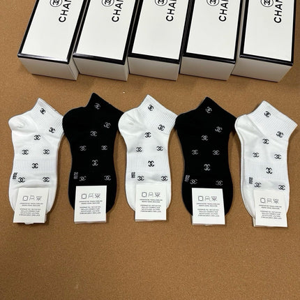 CHANEL 26S ANKLE SOCKS 405401 (1 BOX)