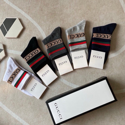 GUCCI 26S CREW SOCKS 407202 (1 BOX)