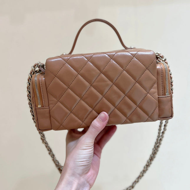 CHANEL 25S VANITY CASE 23 IN BROWN LAMBSKIN