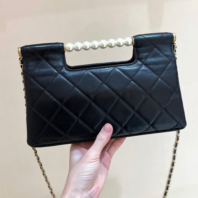 PEARL TOP HANDLE BAG 25 IN BLACK LAMBSKIN GOLD HARDWARE