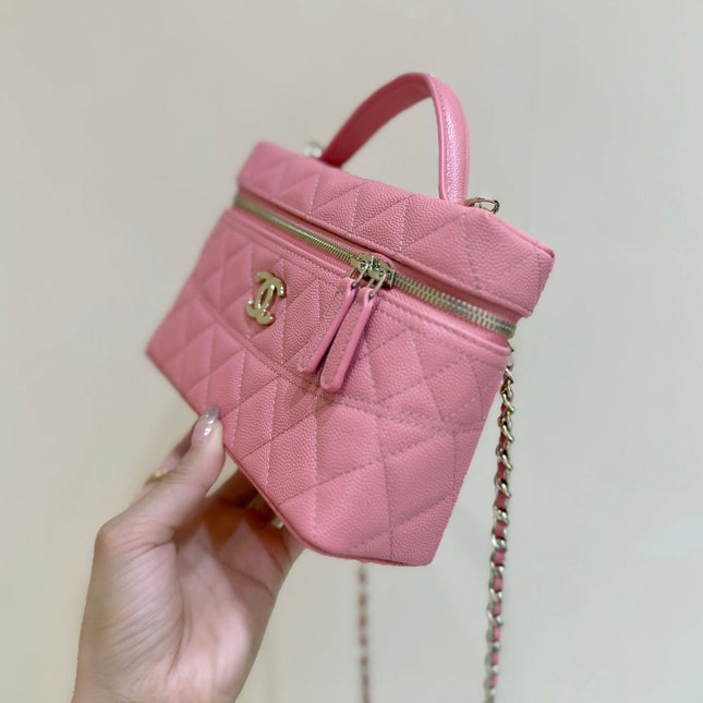 VANITY CASE 19 IN CONTESSA PINK CALFSKIN GOLD-TONE METALLIC