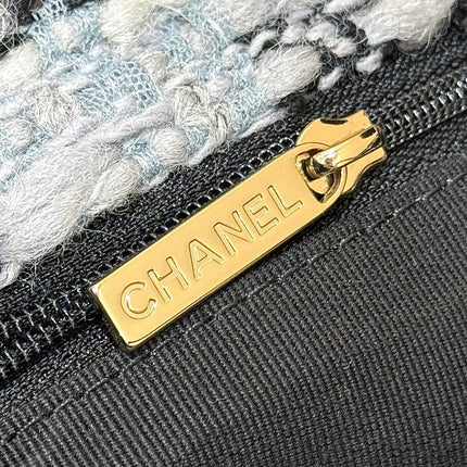 CHANEL 26S TOTE BAG 32 IN BLACK AND WHITE CALFSKIN TWEED