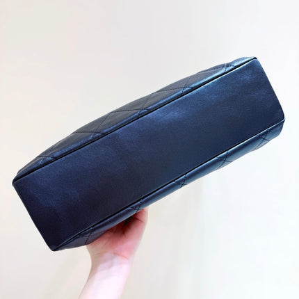 CHANEL 26S SHOULDER BAG 17 IN BLACK LAMBSKIN DIAMOND QUILTING