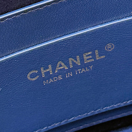 CHANEL 26S TOTE BAG 18 IN BEIGE FABRIC AND BLUE CALFSKIN