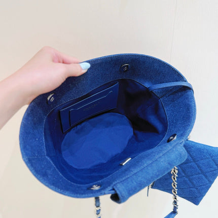CHANEL 26S TOTE BAG 25 IN BEIGE FABRIC AND BLUE CALFSKIN