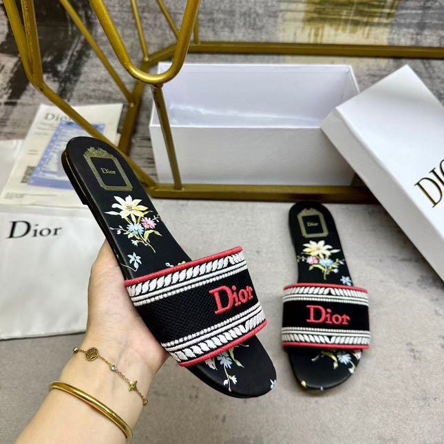 DIOR 26S DWAY SLIDE FLOWER EDITION IN BLACK FABRIC