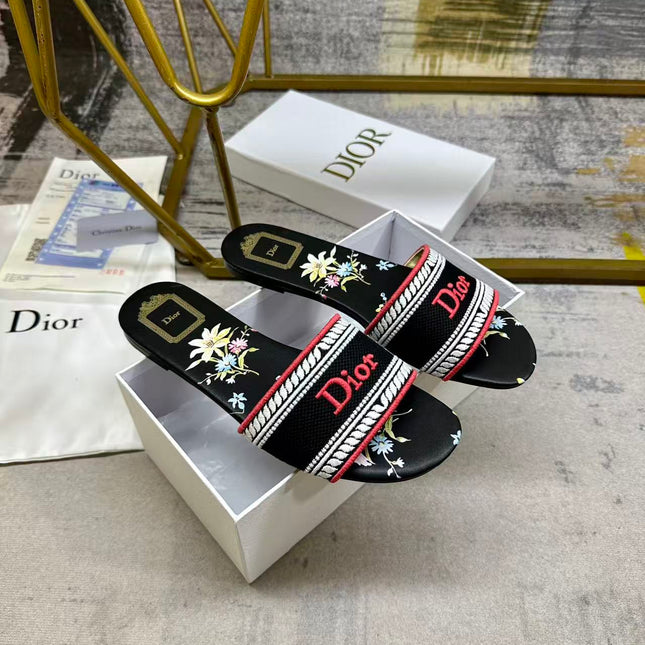 DIOR 26S DWAY SLIDE FLOWER EDITION IN BLACK FABRIC