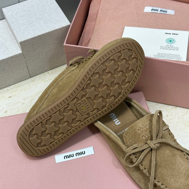 MIUMIU 26S SNEAKER MULES IN OLIVE BROWN SUEDE WITH BOW
