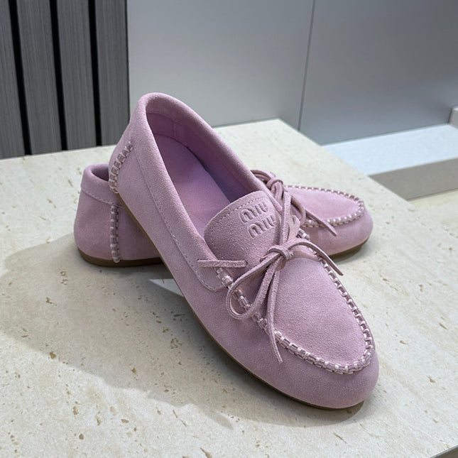 MIUMIU 26S LOAFERS IN LIGHT PURPLE SUEDE WITH BOW