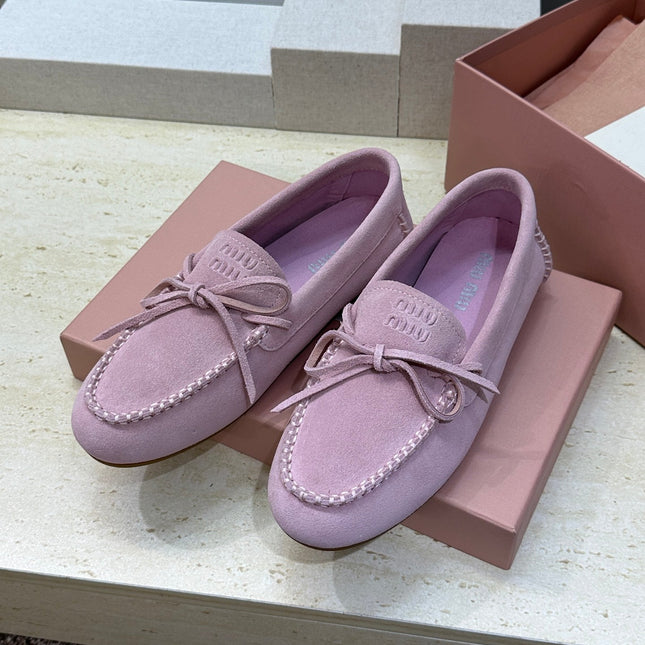 MIUMIU 26S LOAFERS IN LIGHT PURPLE SUEDE WITH BOW