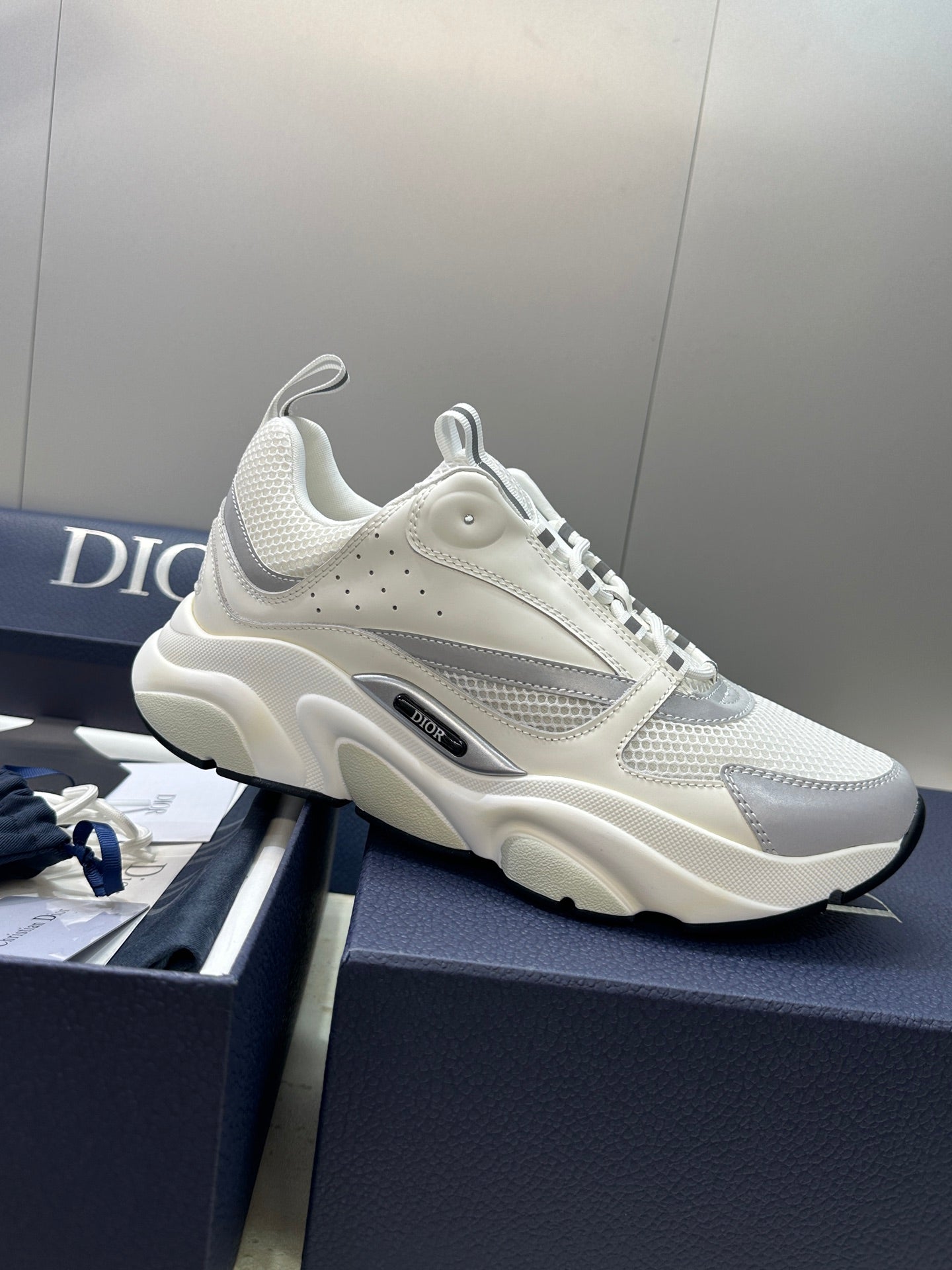 DIOR 26S SNEAKERS STYLE 008