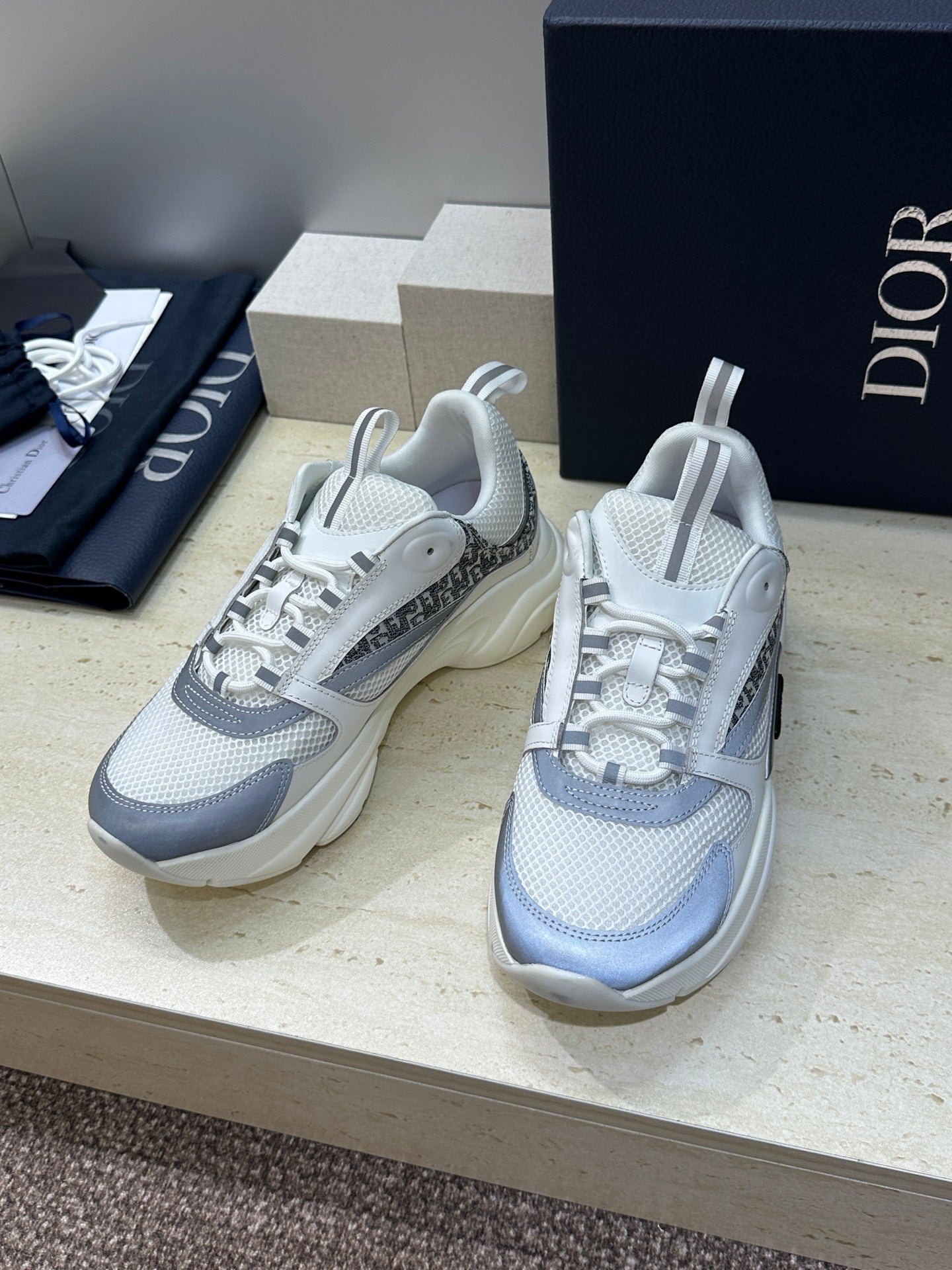 DIOR 26S SNEAKERS STYLE 004