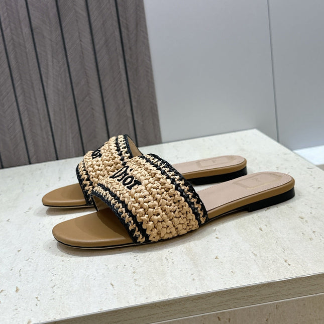 DIOR 26S D-WAY SLIDE IN BEIGE BLACK RAFFIA