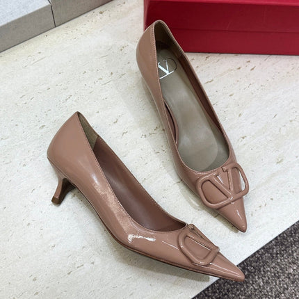 VALENTINO 26S HIGH HEELS 40 MM IN NUDE PATENT CALFSKIN